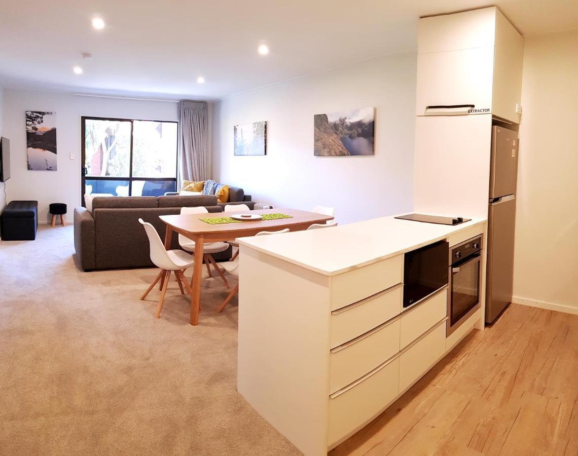 St James Apartments Квинстаун Экстерьер фото