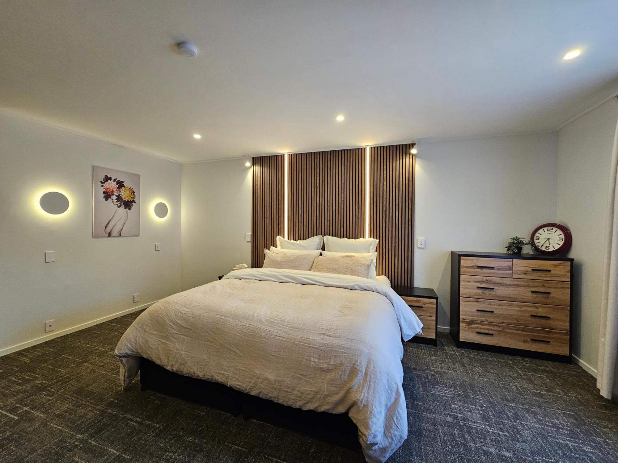 St James Apartments Квинстаун Экстерьер фото