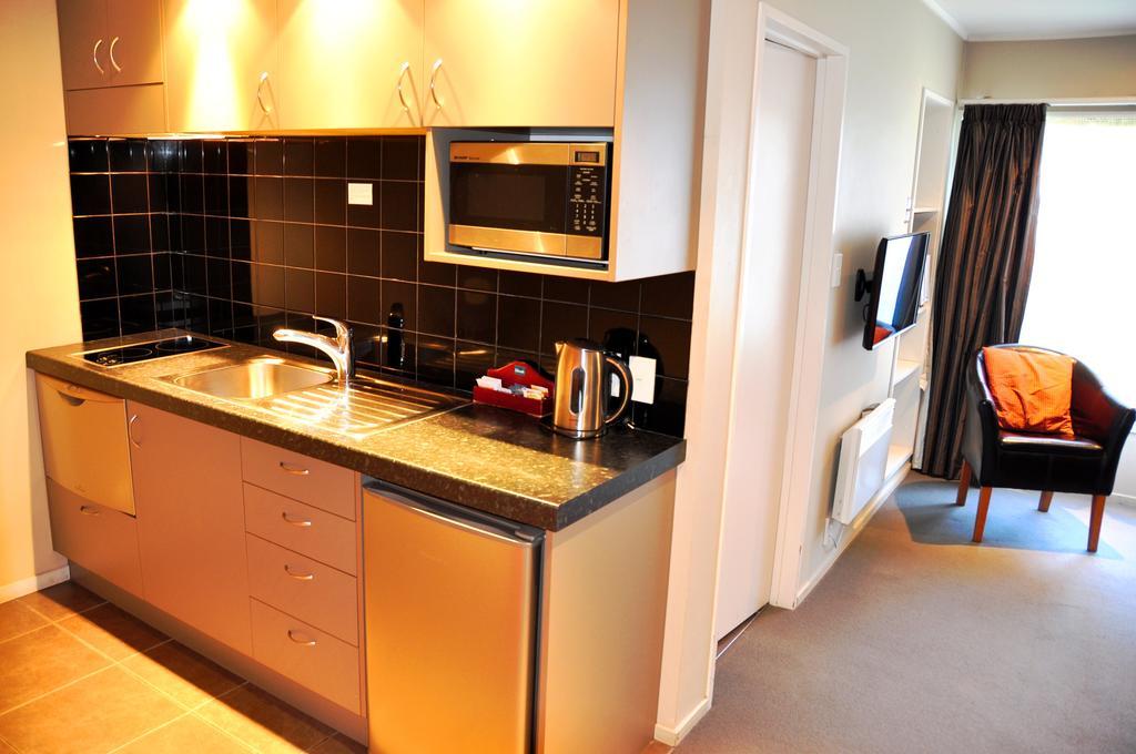 St James Apartments Квинстаун Экстерьер фото