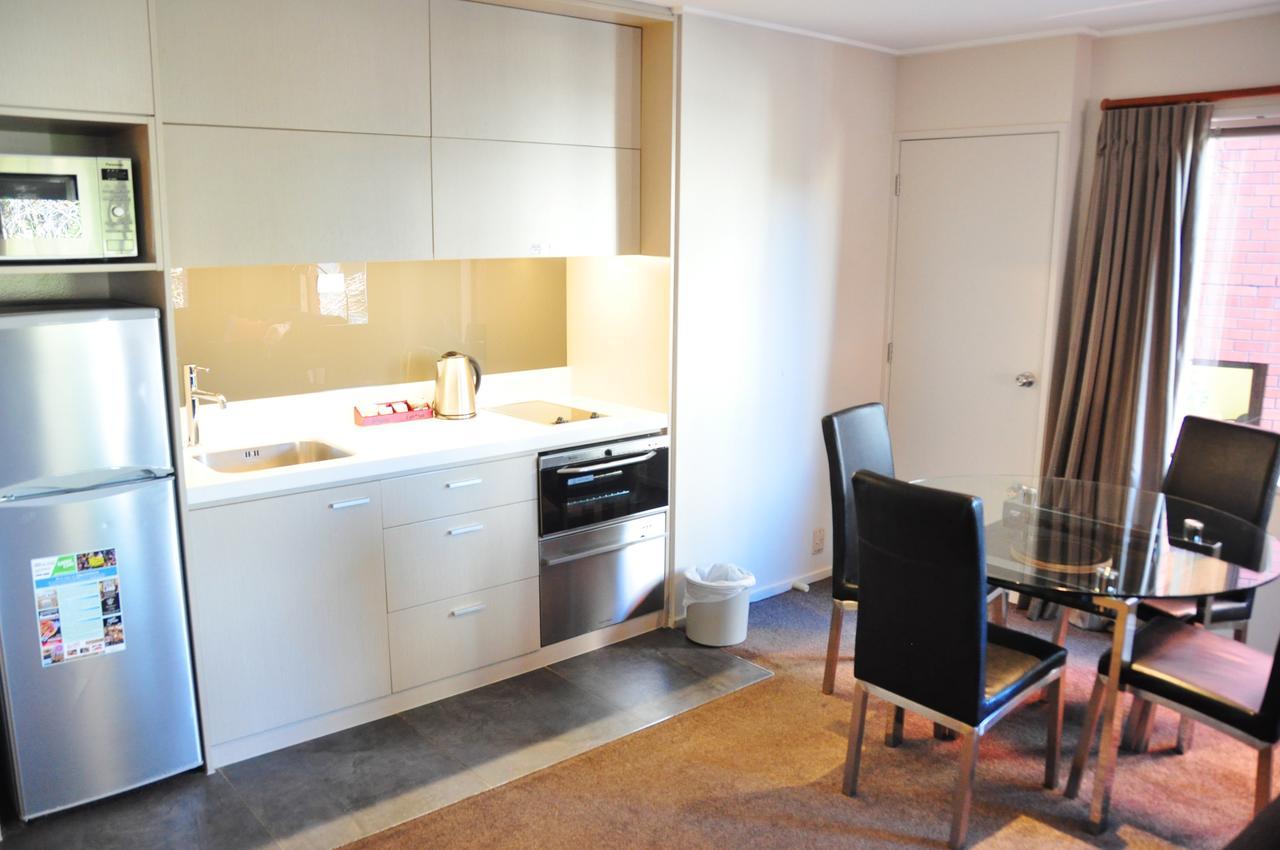 St James Apartments Квинстаун Экстерьер фото