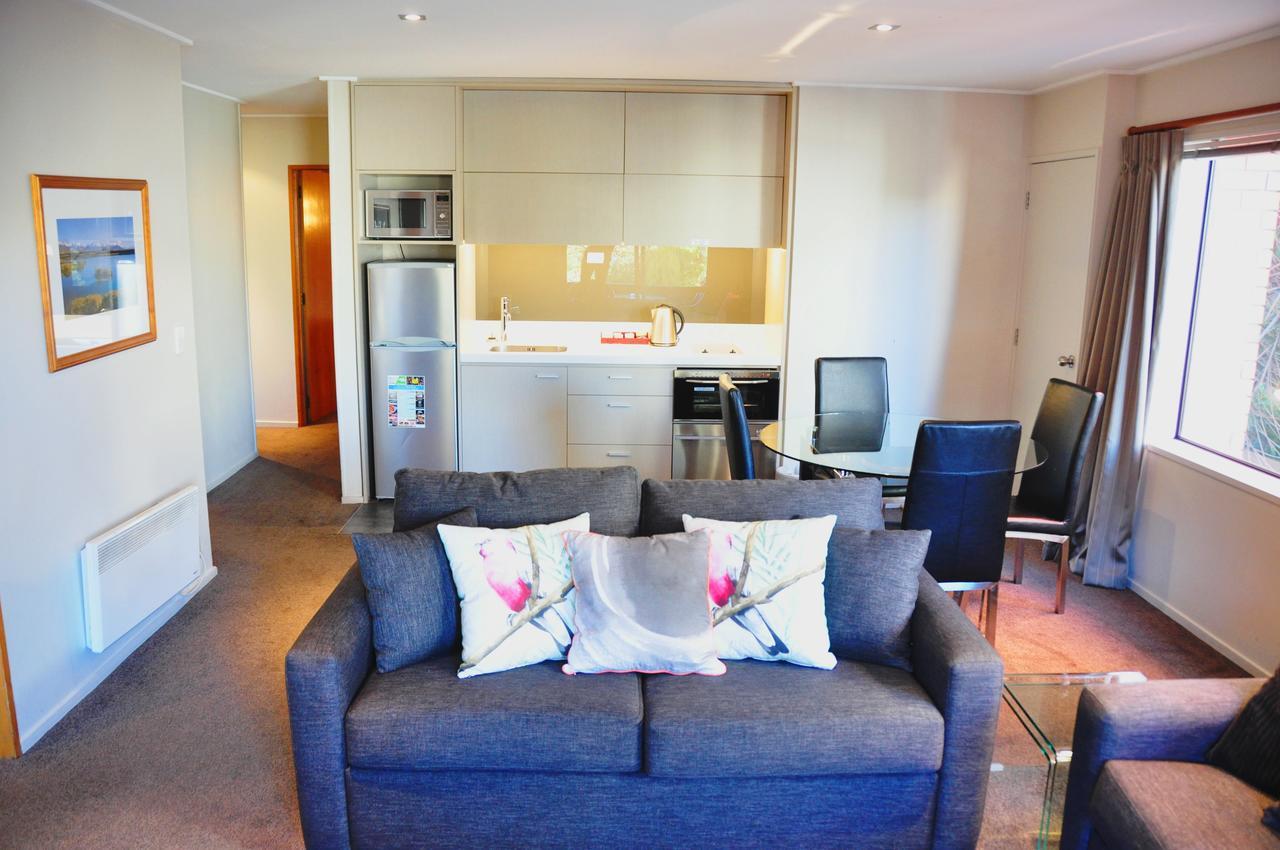 St James Apartments Квинстаун Экстерьер фото