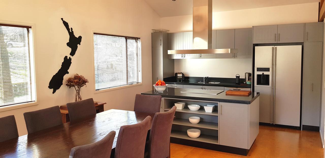 St James Apartments Квинстаун Экстерьер фото